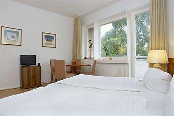 Rs Am Kurfurstendamm Appartement Berlijn
