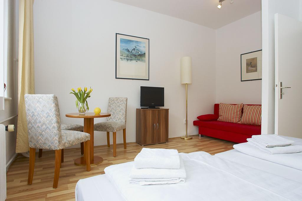 Rs Am Kurfurstendamm Appartement Berlijn